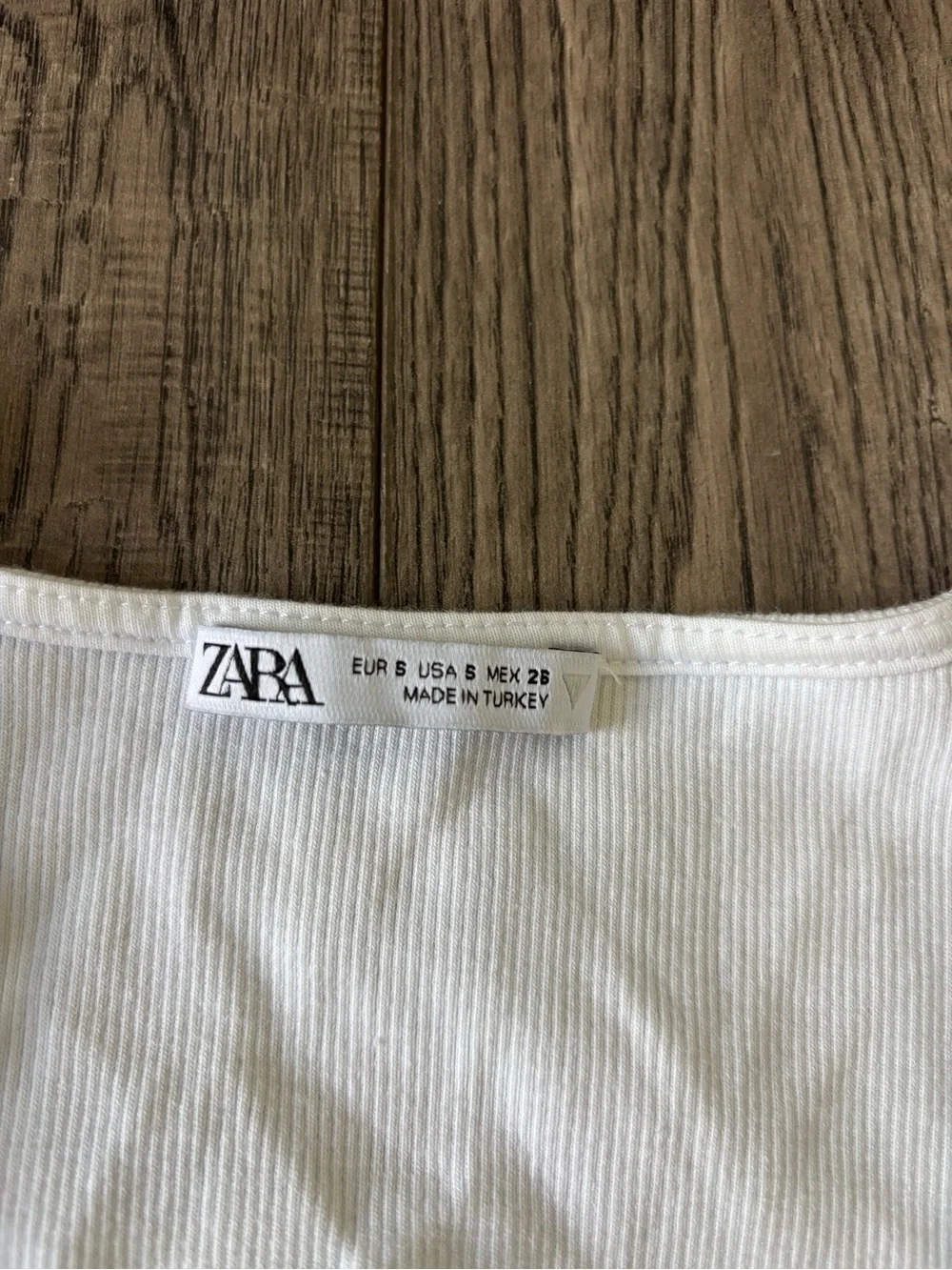 Zara Ivory V-Neck Puff Sleeve Blouse